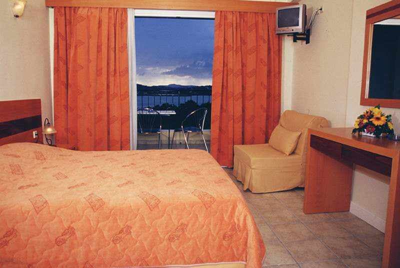 CNic Hellinis Hotel foto 2