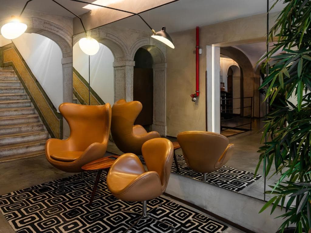Brown’s Downtown Hotel