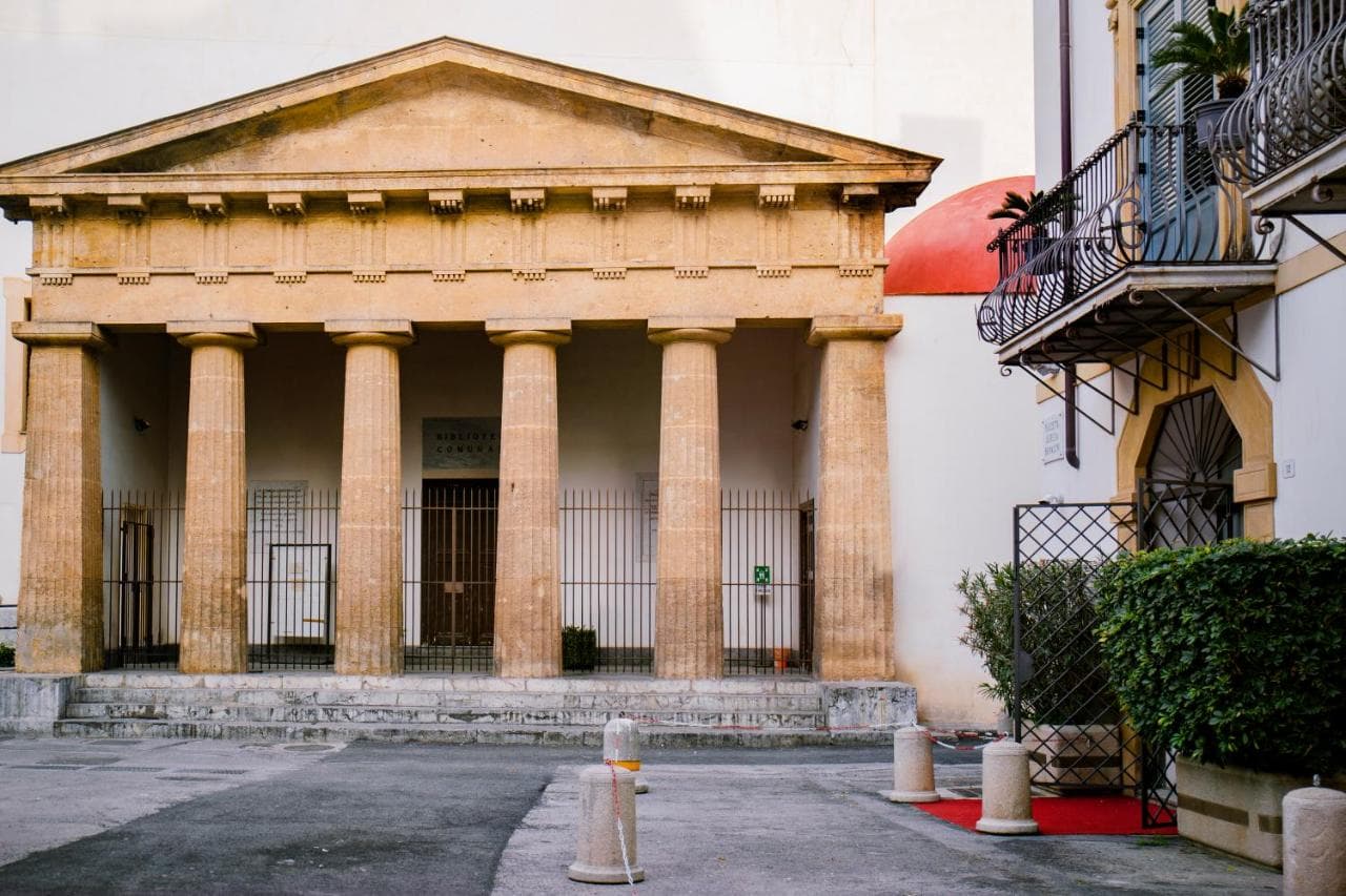 Palazzo Brunaccini foto 1
