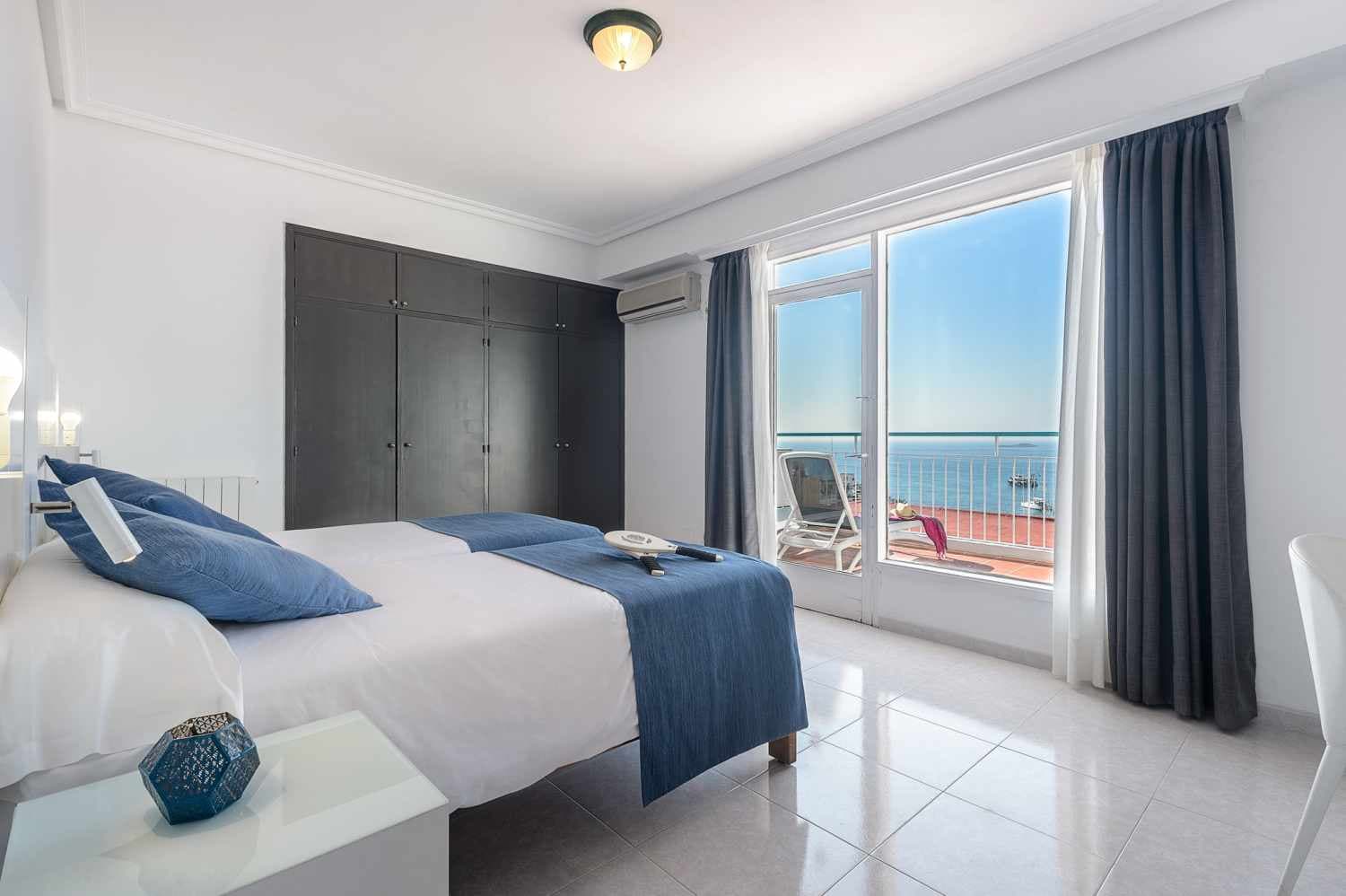 Vibra Vila Ibiza-stad photo 5