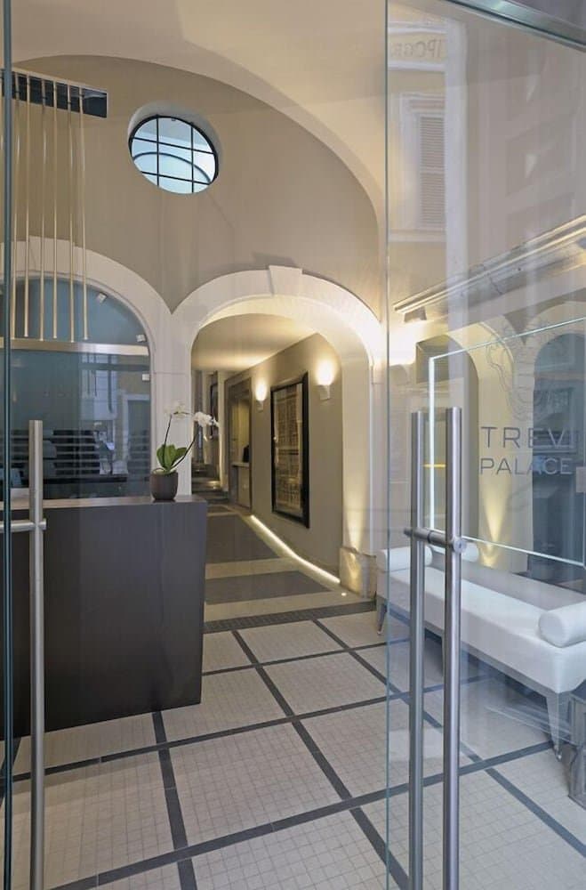 Trevi Palace Luxury Inn foto 2