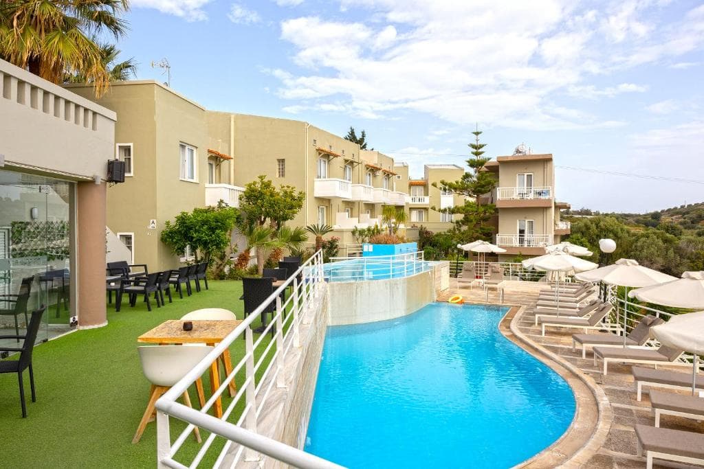 Pelagia Bay foto 1