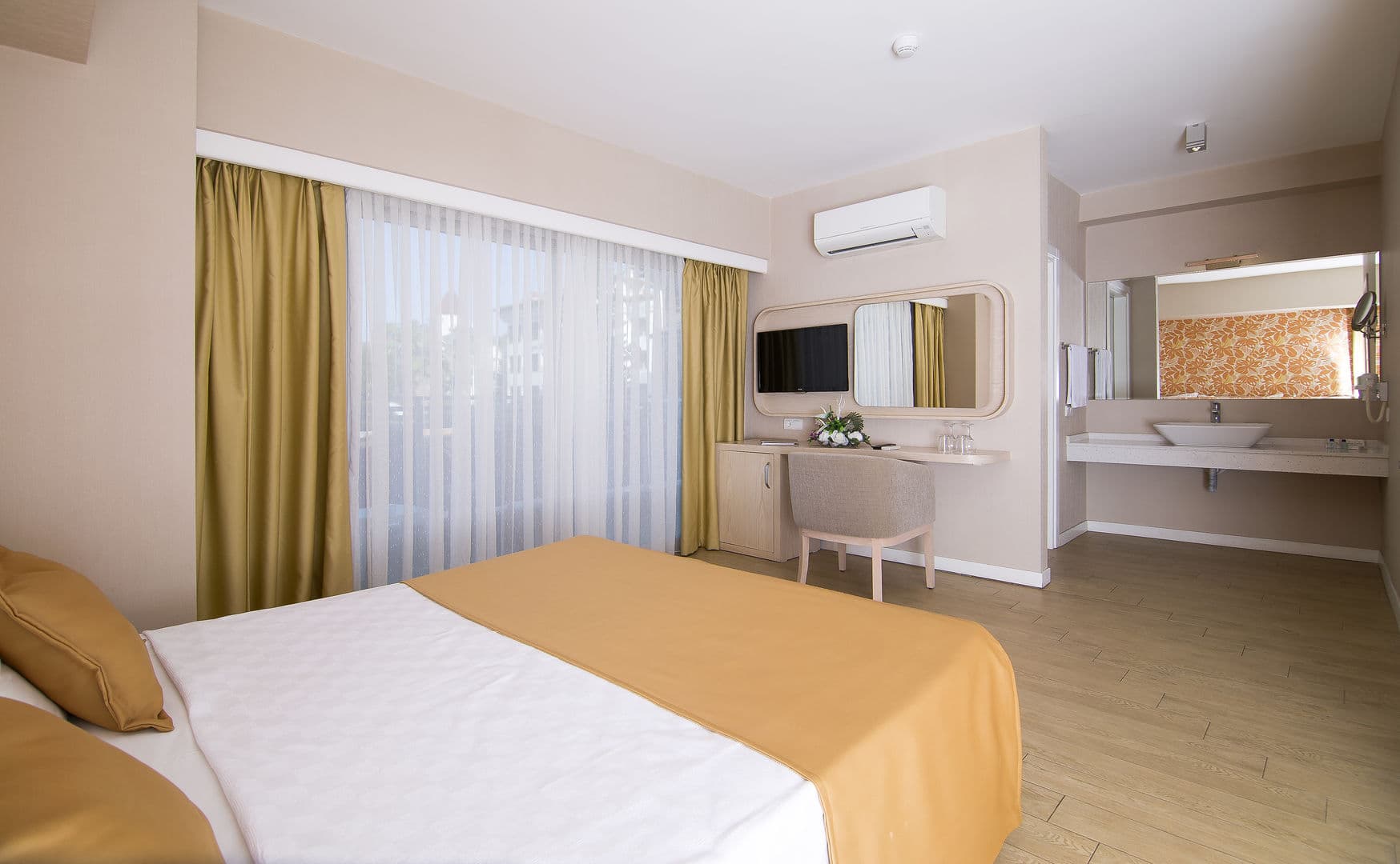 Mirage World Hotel foto 2