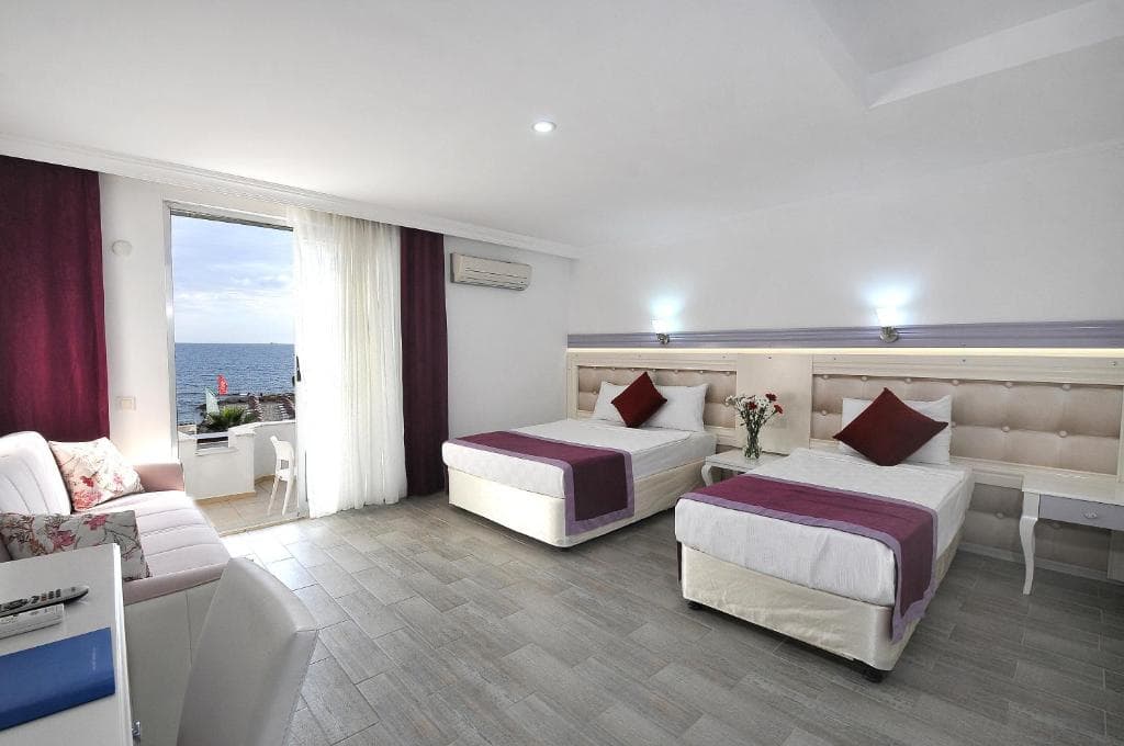 Ramira Beach Hotel foto 2
