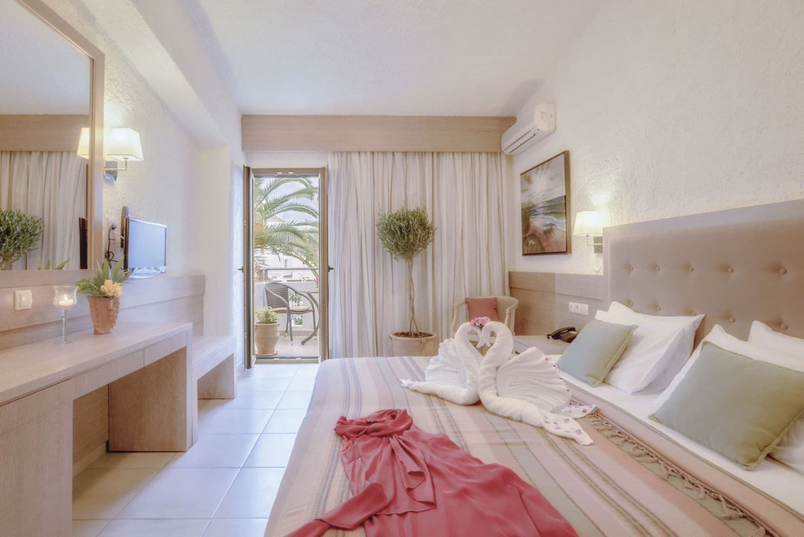 Flamingos Hotel Chania photo 5
