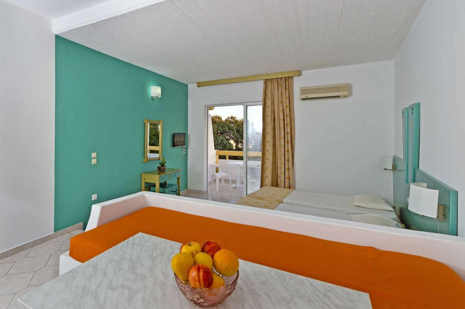 Trianta Hotel foto 4