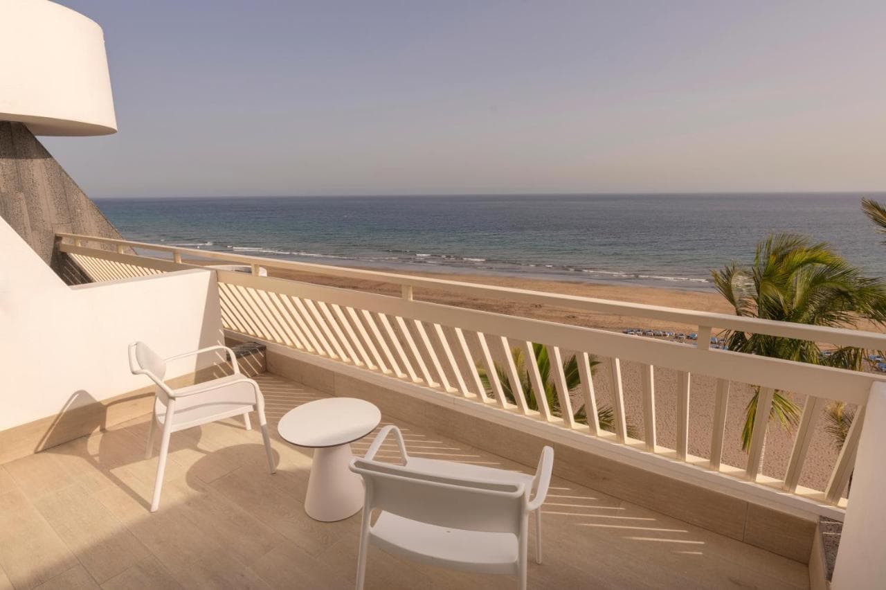 Plus Fariones Suite Hotel Puerto del Carmen photo 5