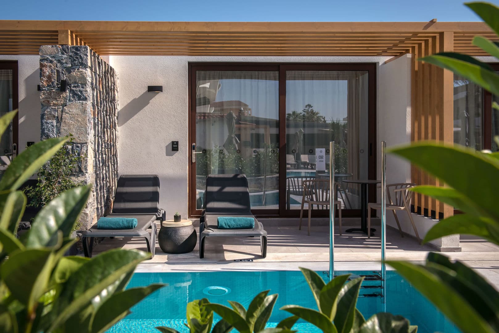 Petousis Hotel & Suites Amoudara photo 5