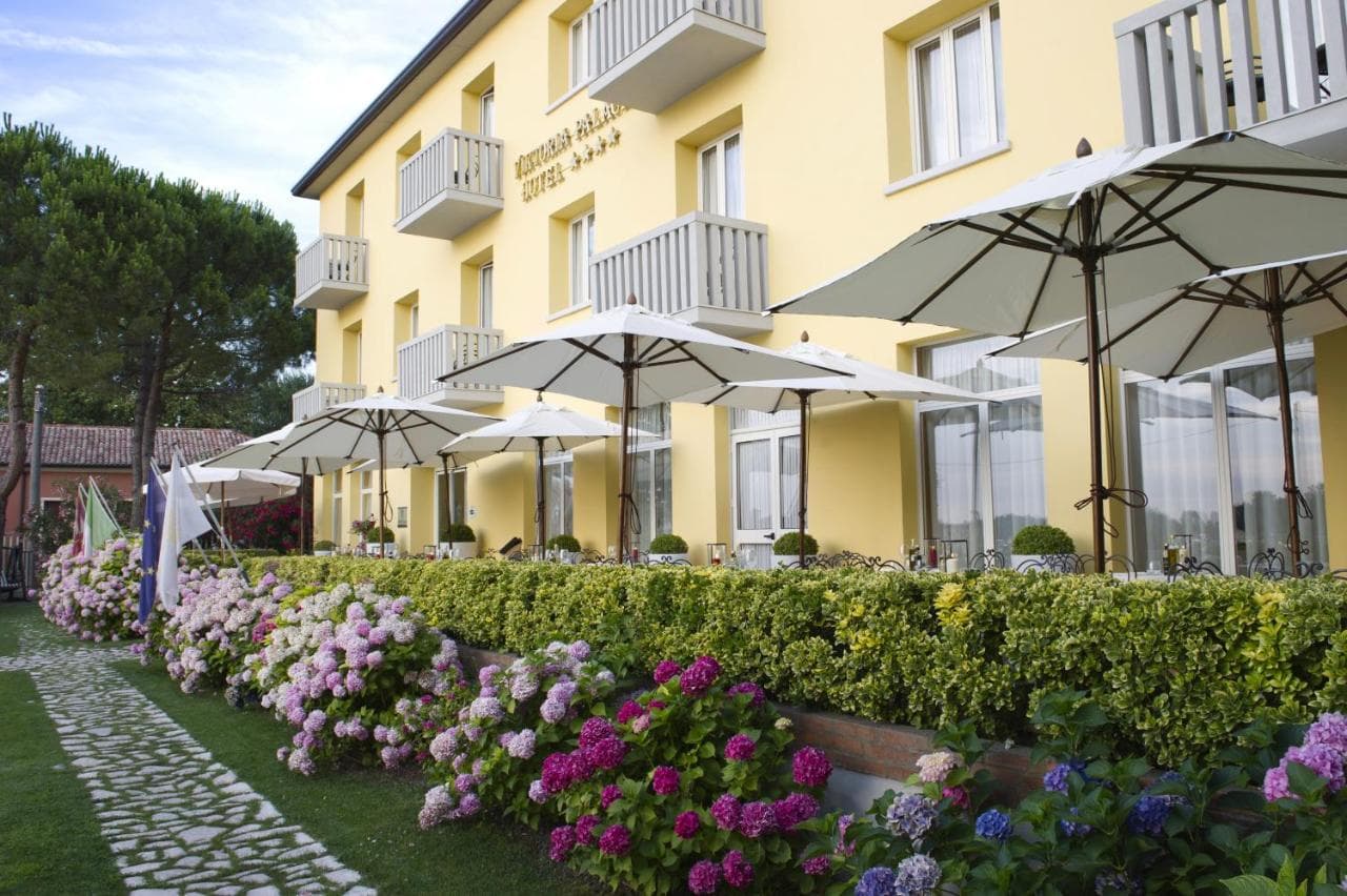 Viktoria Palace foto 1