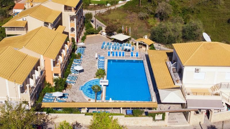 Kavos Plaza Hotel foto 1