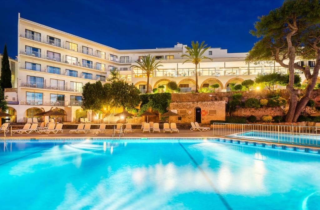 Hotel y Apartamentos Casablanca
