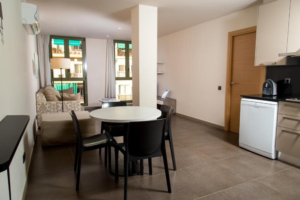 Pierre & Vacances Apartamentos Barcelona Sants foto 2
