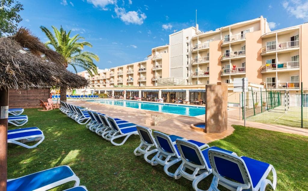 Globales Playa Santa Ponsa foto 1