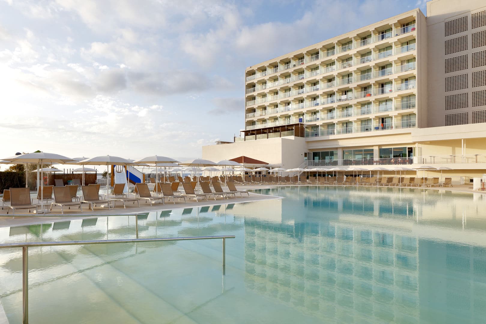 Palladium Hotel Menorca Arenal d'en Castell photo 5