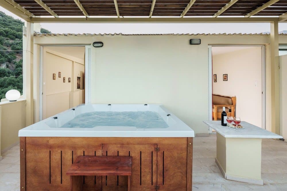 Sunrise Hotel & Apartments Rodakino photo 5