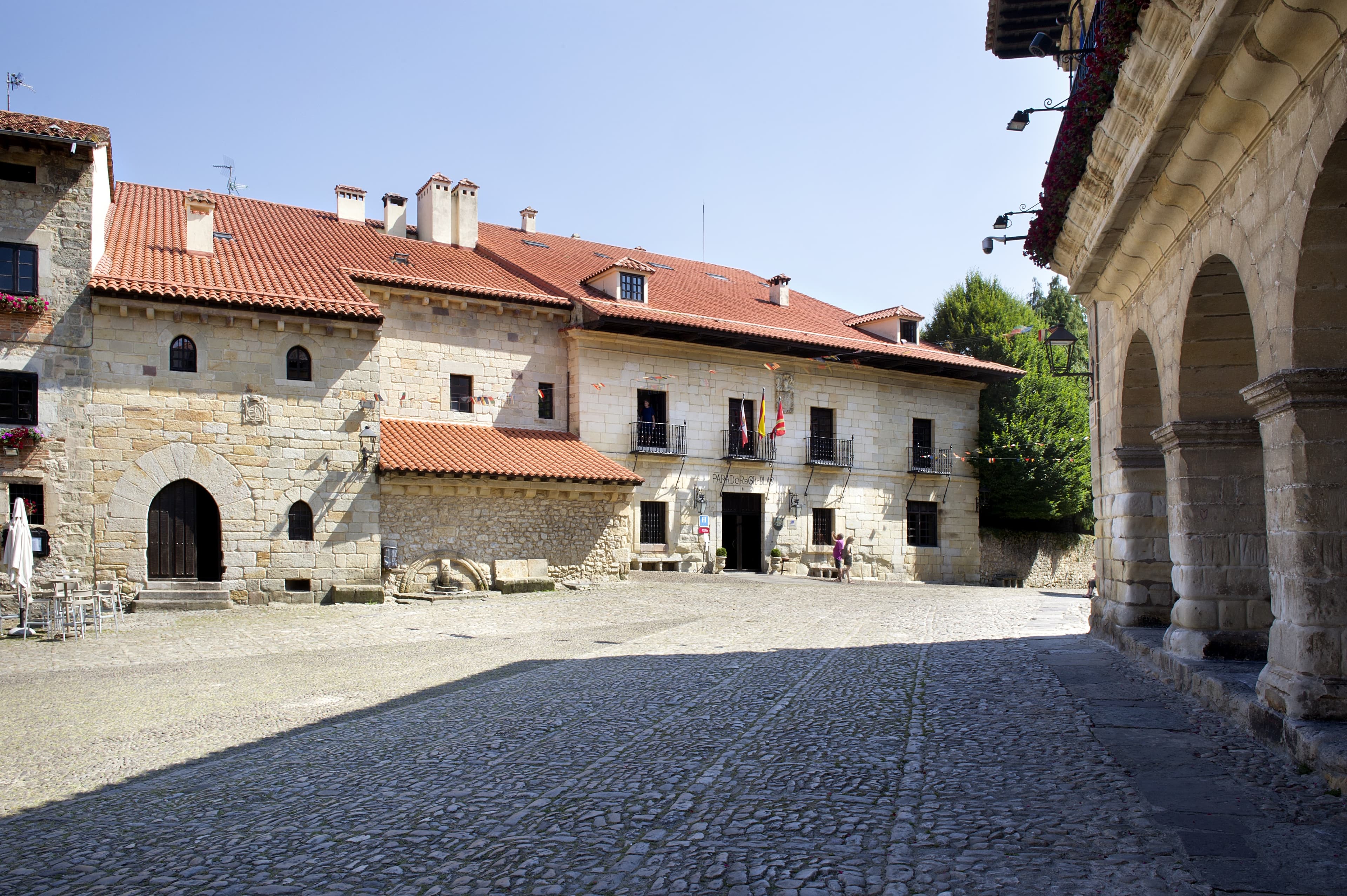 Parador de Santillana Gil Blas foto 2