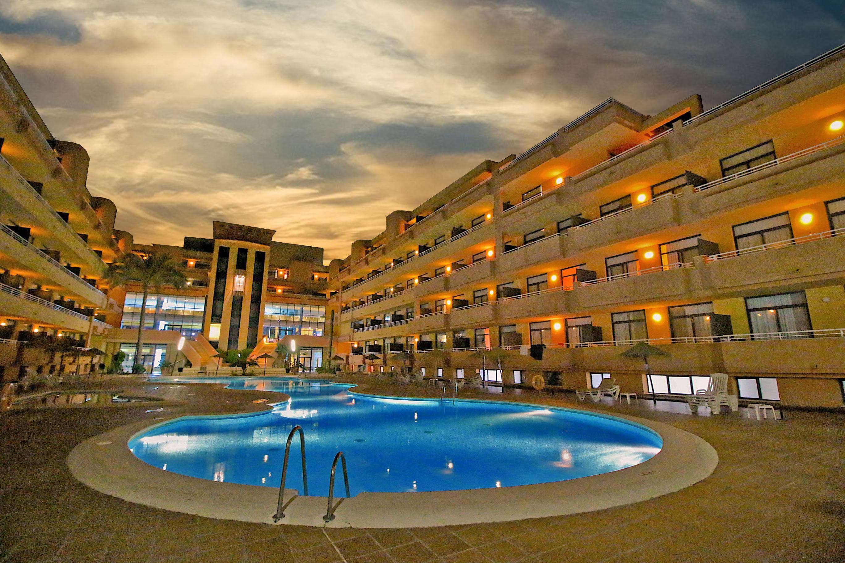 Aparthotel Advise Reina foto 1
