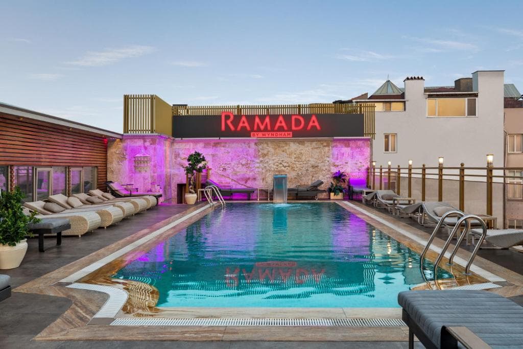 Ramada By Wyndham Istanbul Taksim foto 1