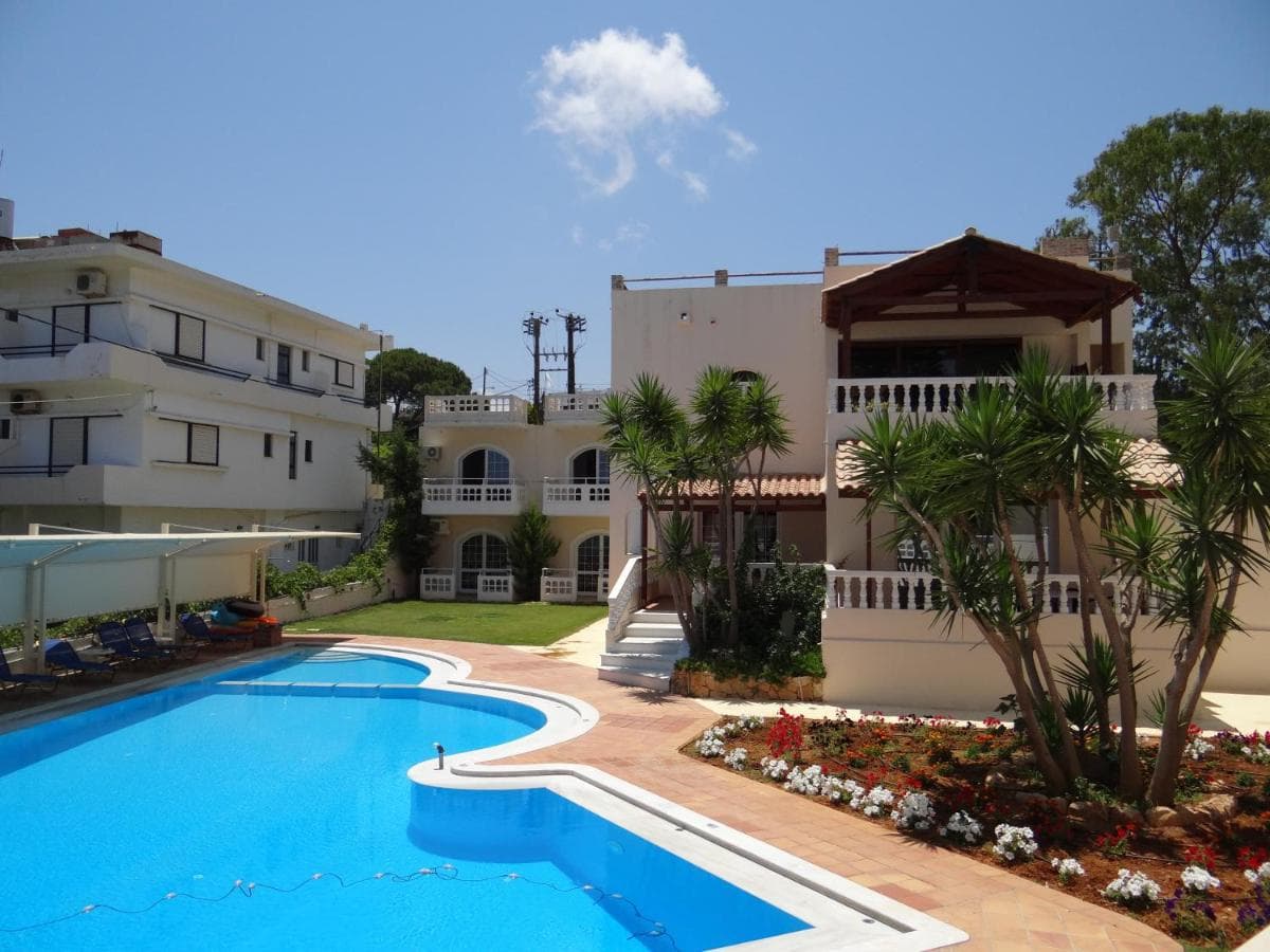 Perla Beach Agia Marina photo 5
