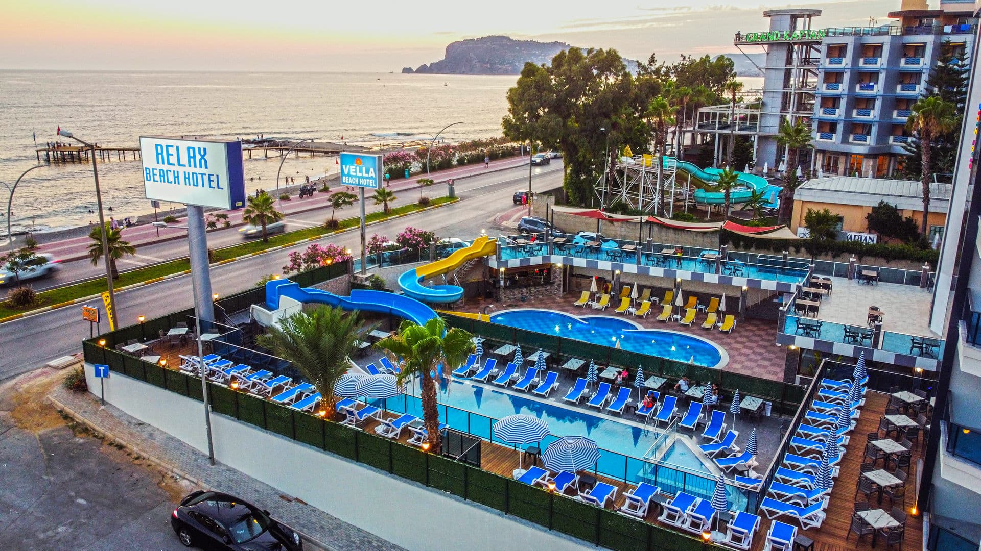 Relax Beach Hotel foto 1