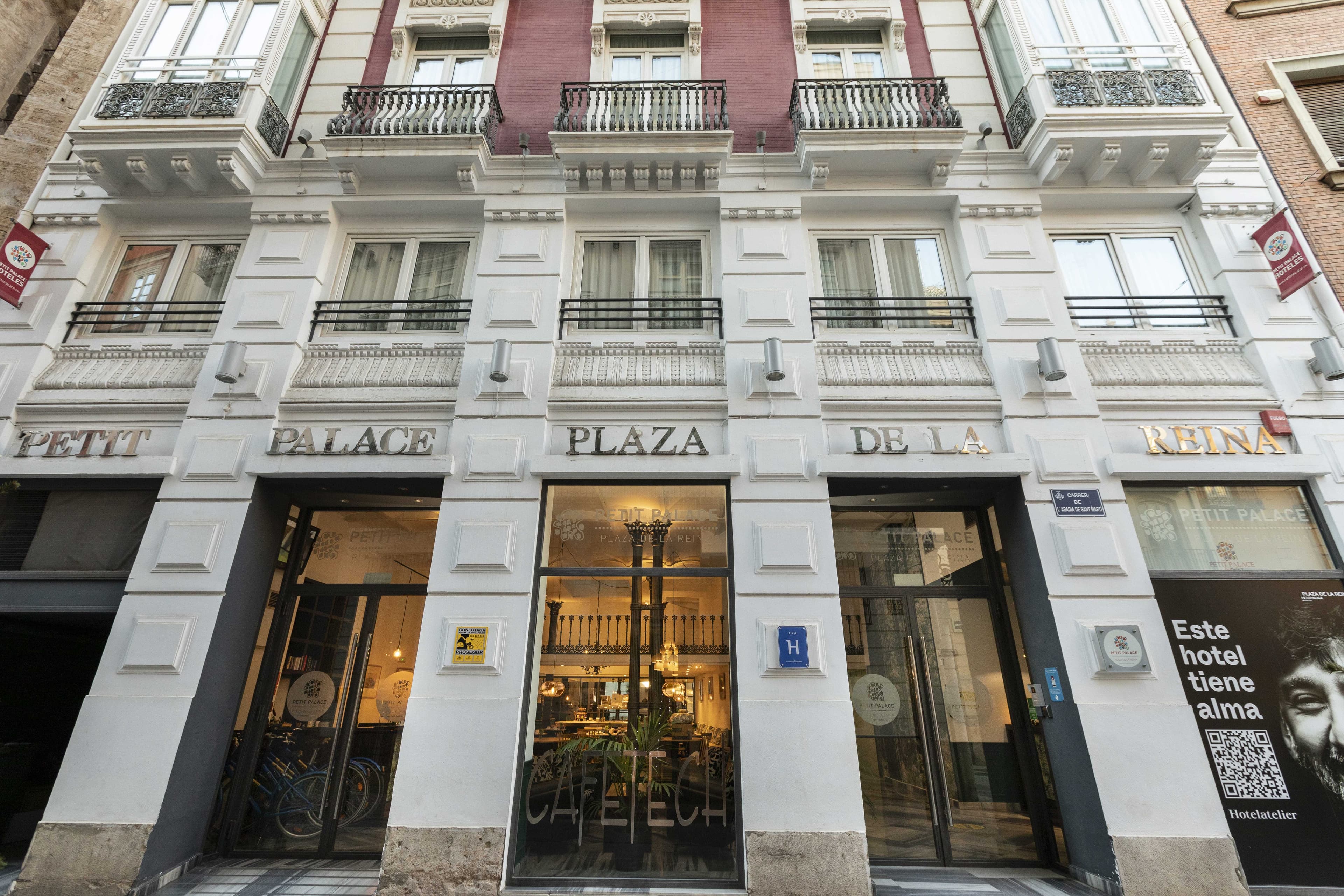 Petit Palace Plaza de la Reina foto 1