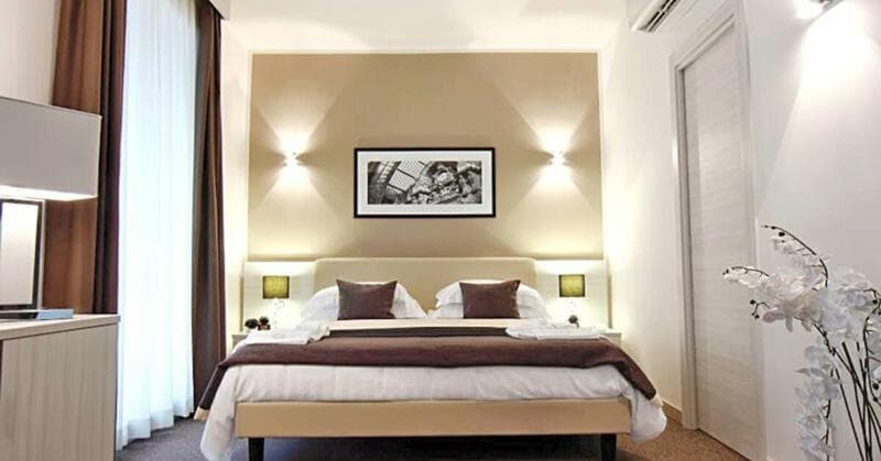 Stelle Hotel The Businest Napels photo 5