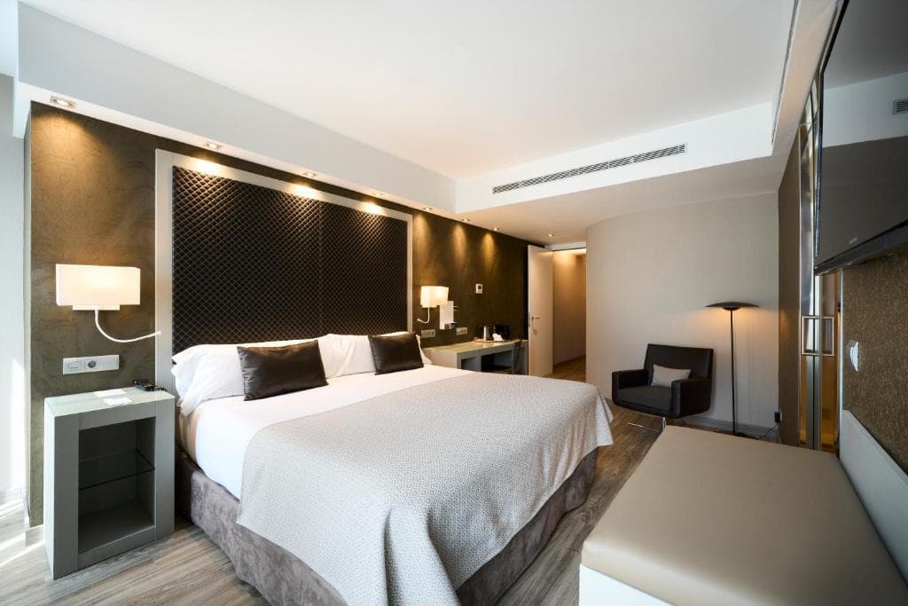 Catalonia Square Hotel foto 1