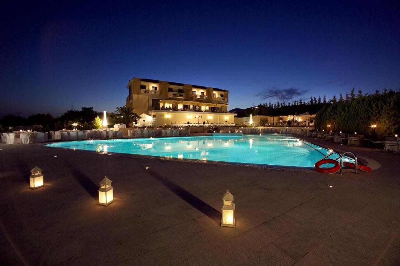 Dekelia Hotel foto 1