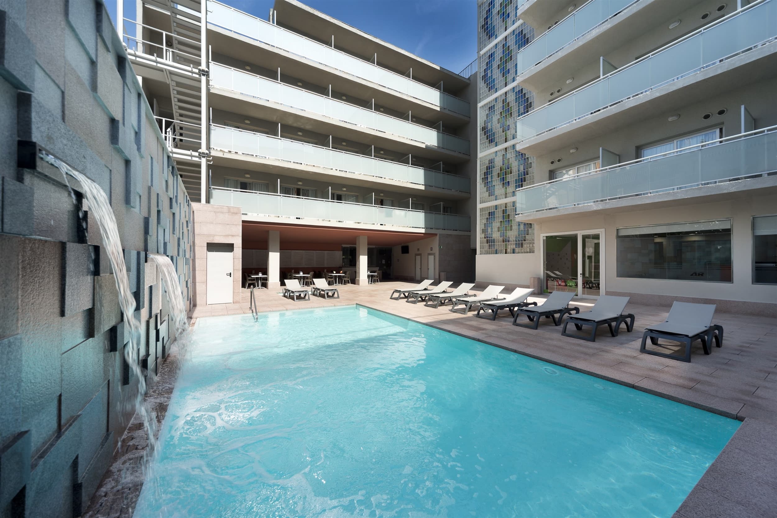 4R Miramar Calafell foto 1
