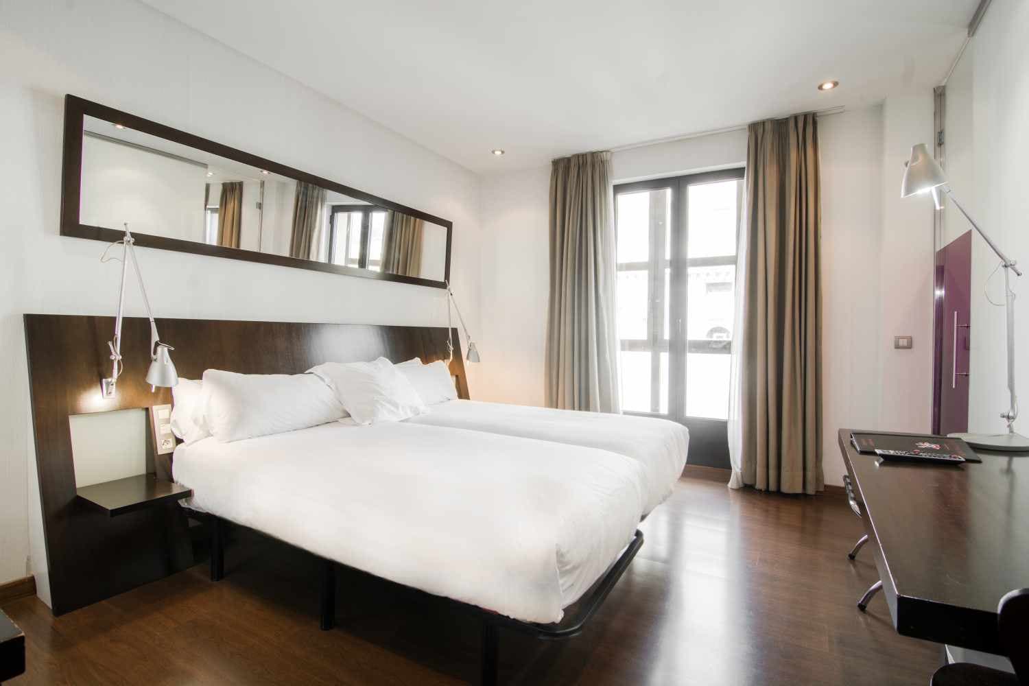 Petit Palace Arana Bilbao photo 5