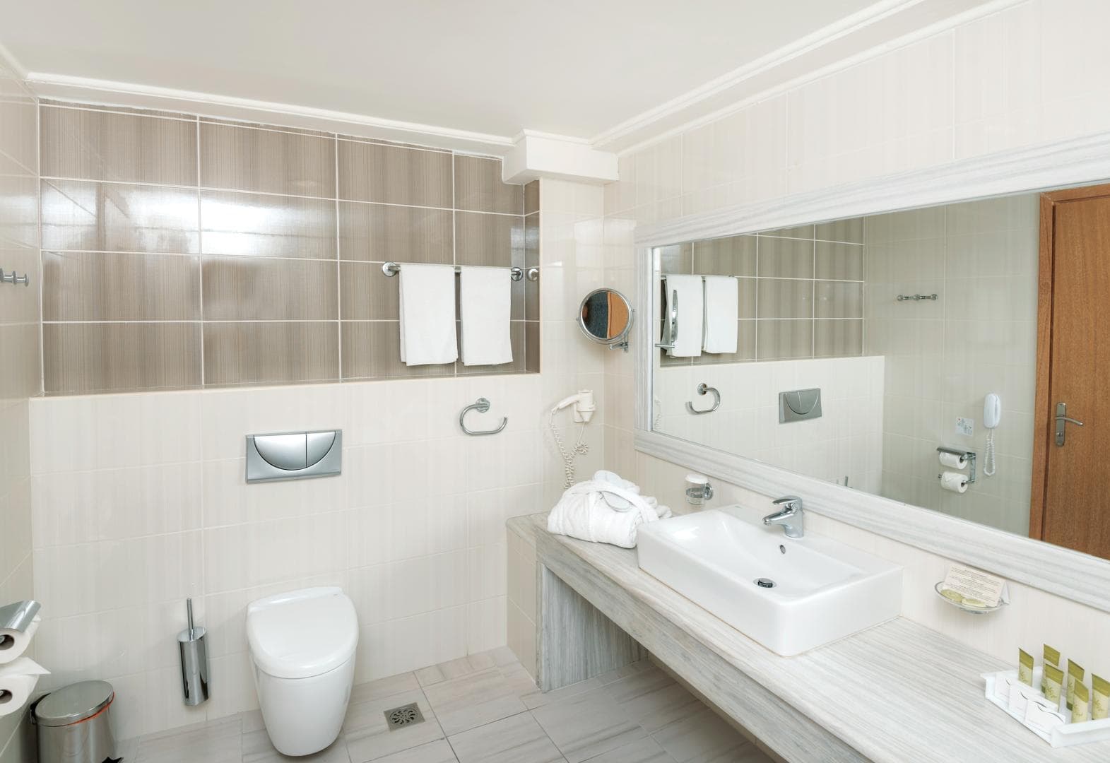 Grand Blue Beach Hotel foto 2