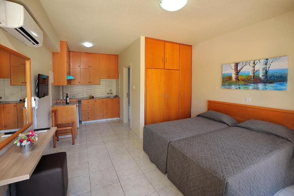 Nelia Gardens Hotel Ayia Napa photo 5