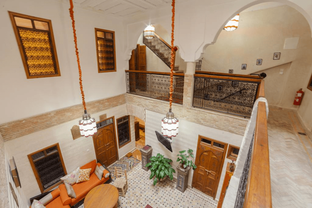 Riad Ikalimo 1