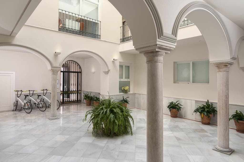 Suites Sevilla Plaza foto 3