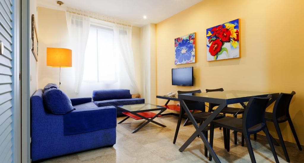 Apartamentos Vértice Sevilla Aljarafe Bormujos photo 5
