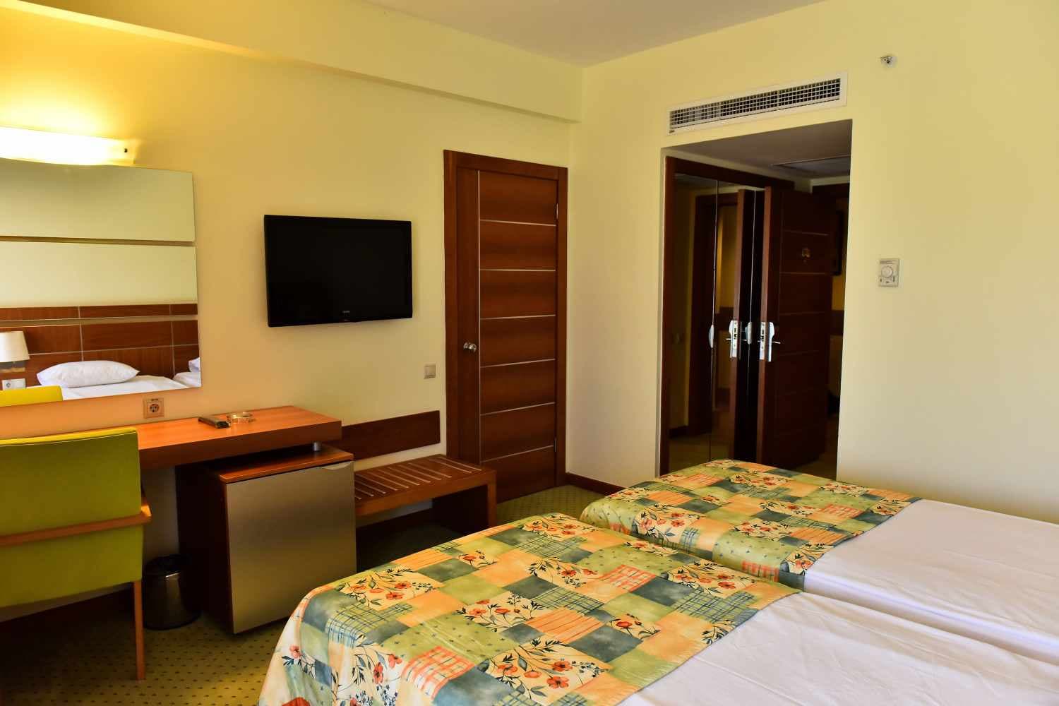 Viking Park Hotel & Spa Kiris photo 5