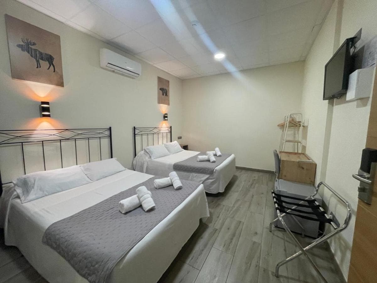 Hostal Balmes Centro foto 4