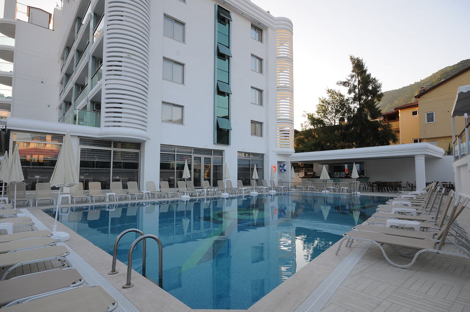 Idas Hotel foto 2
