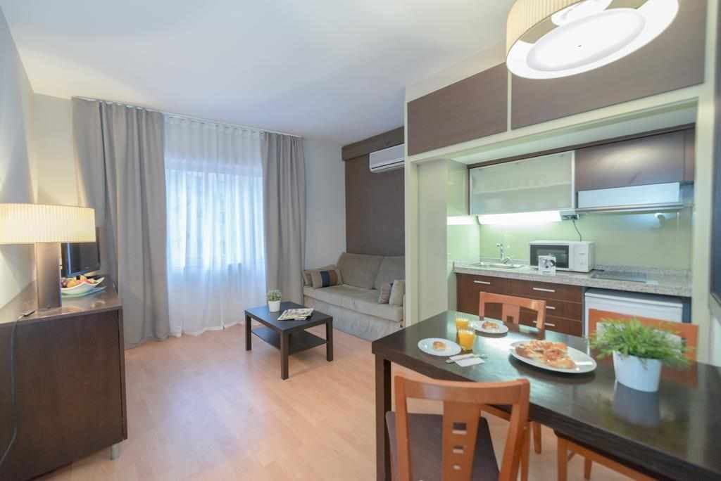 Senator Barcelona Apartments foto 3