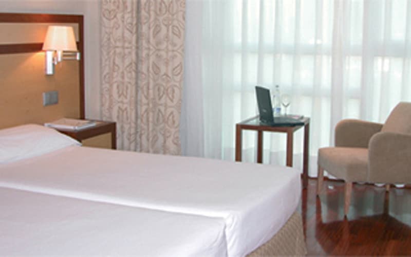 Hotel ILUNION Pío XII foto 2