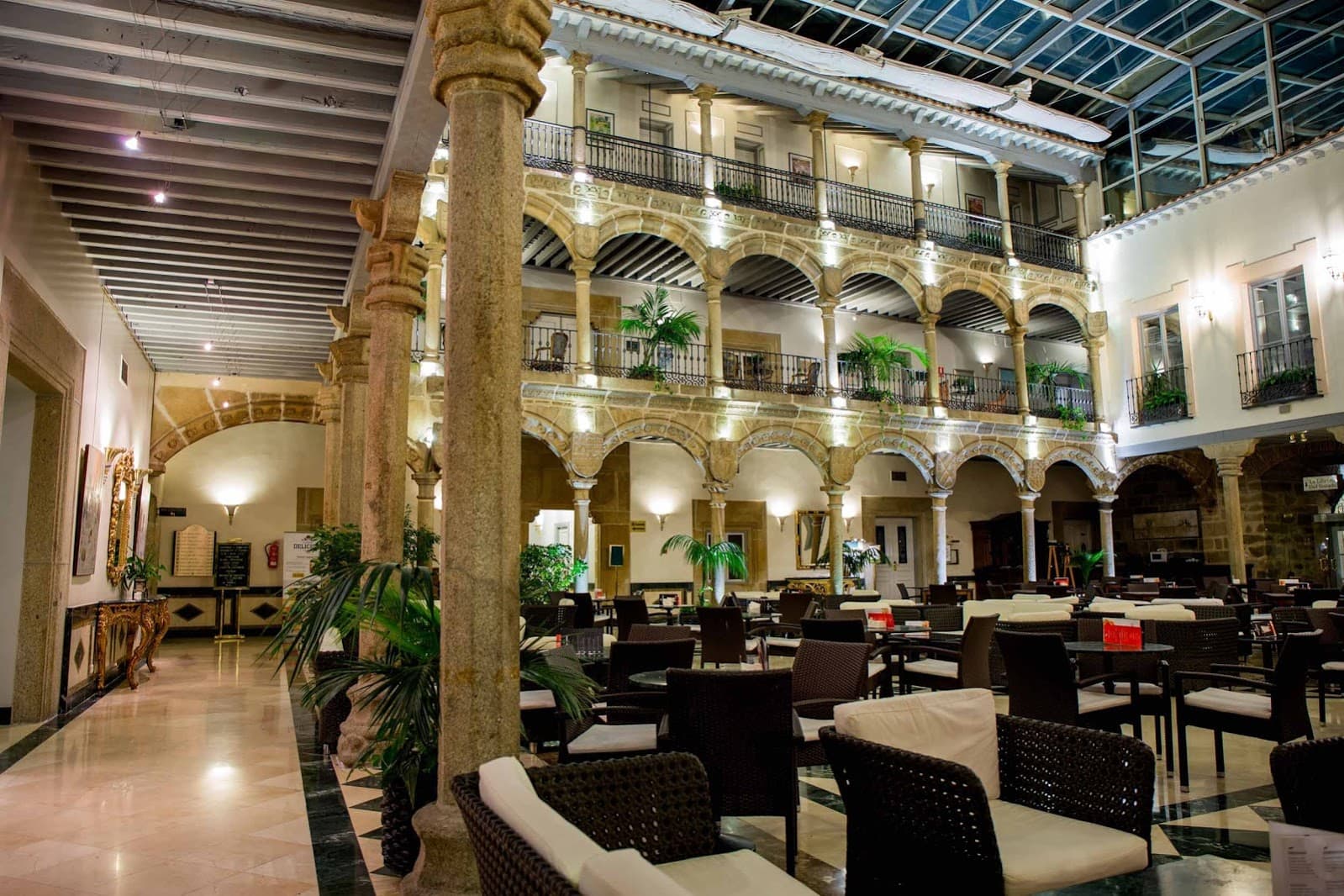 Palacio de los Velada foto 2
