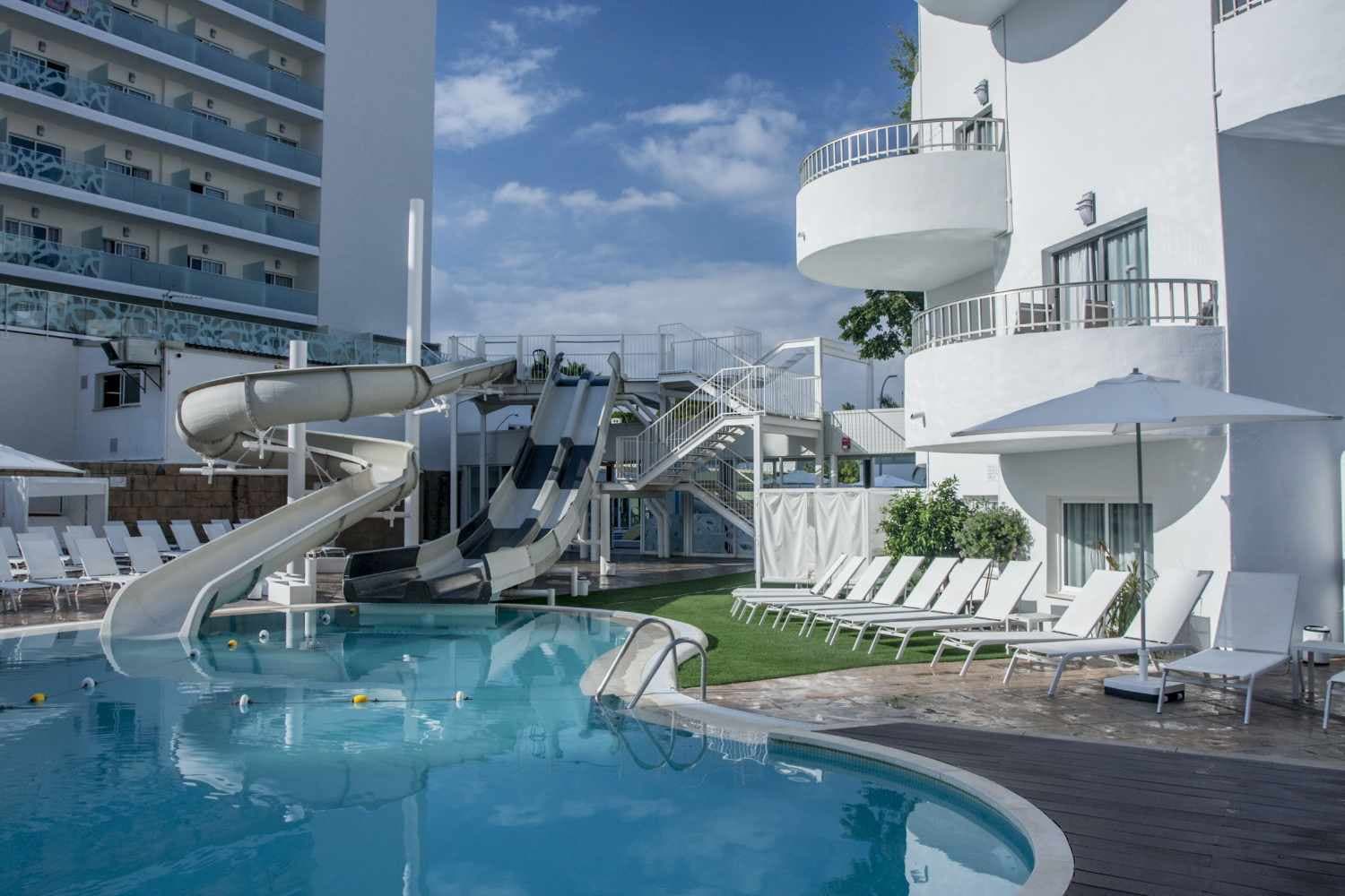 Villa Luz Design & Art Hotel