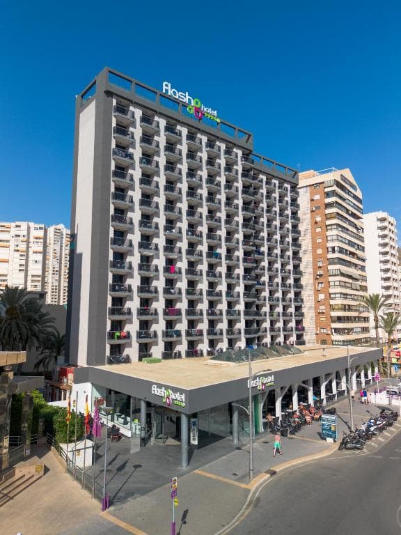 Flash Benidorm photo 5