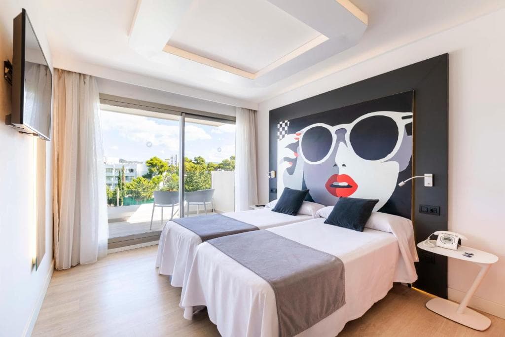 THB Naeco Ibiza foto 2