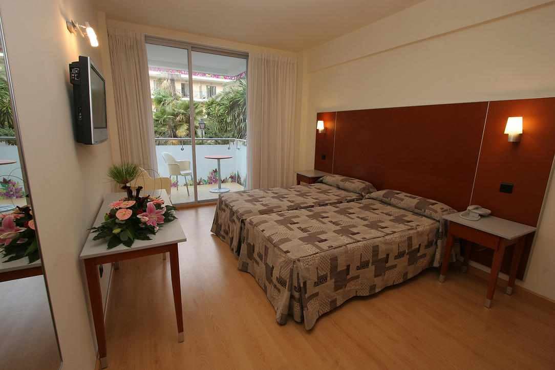 Hotel Oasis Plaza foto 2