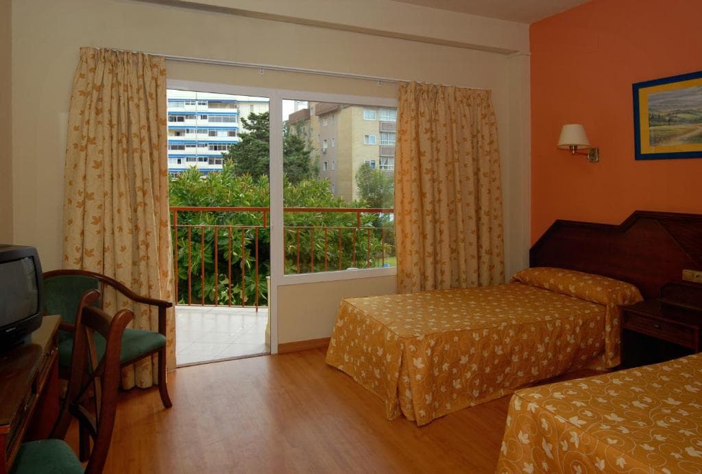 Hotel Monarque Cendrillón Fuengirola photo 5