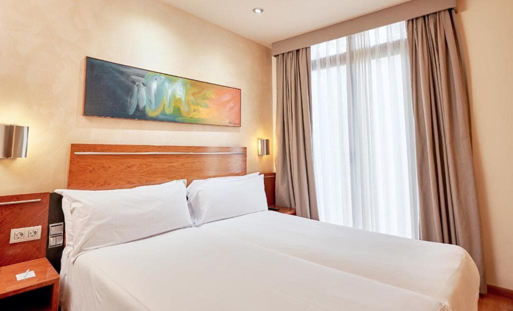 Hotel Garbí Mil·lenni foto 2
