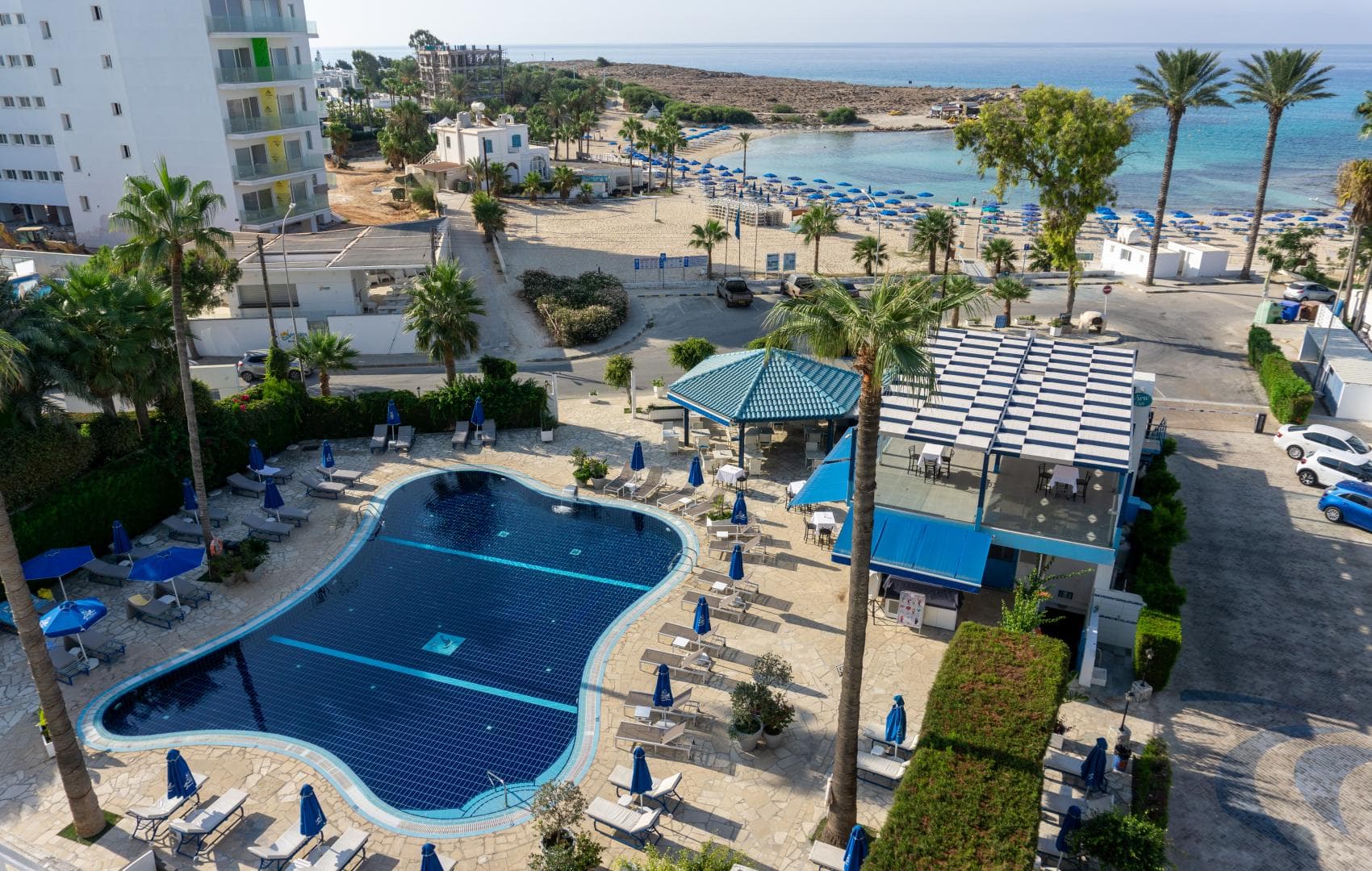 Anonymous Beach Hotel foto 1