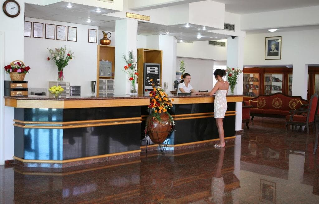Corallia Beach Hotel Apartments foto 4