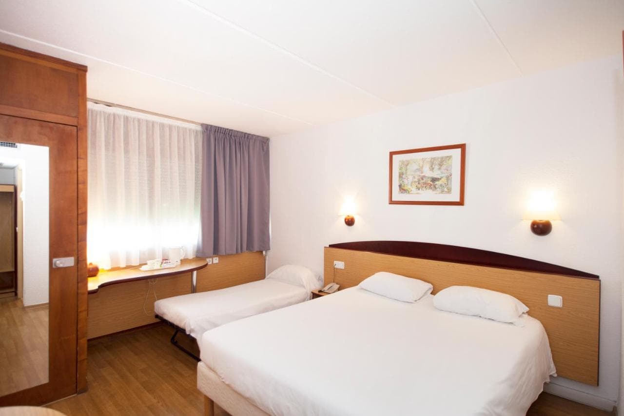 Travelodge Barcelona del Vallès foto 2